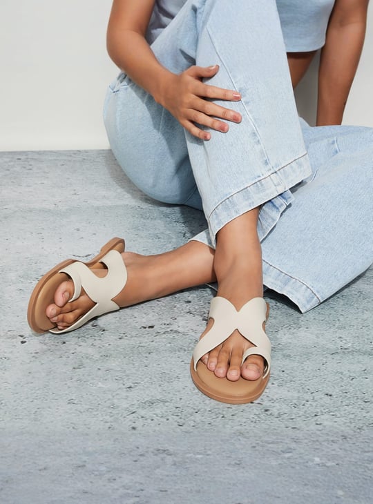GINGER Solid Ring Toe Flats