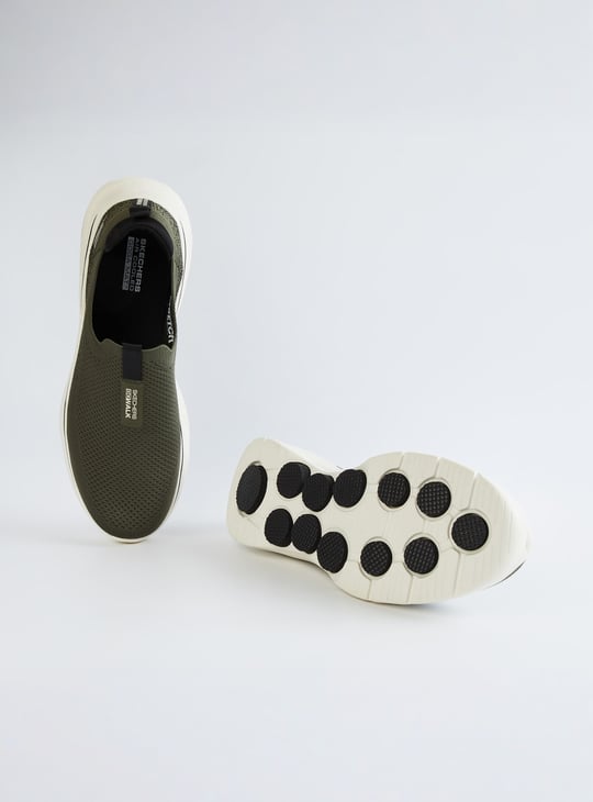 SKECHERS Go Walk 7 Slip-On Sports Shoes