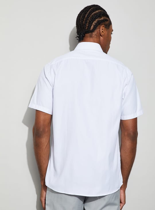 CODE Solid Regular Fit Formal Shirt