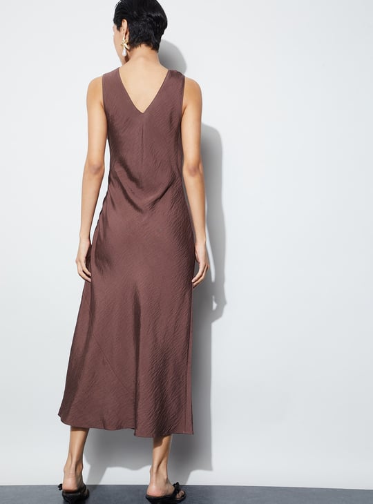 brown marble bodycon dress Brown Marble Printed Halterneck Dress  AX Paris