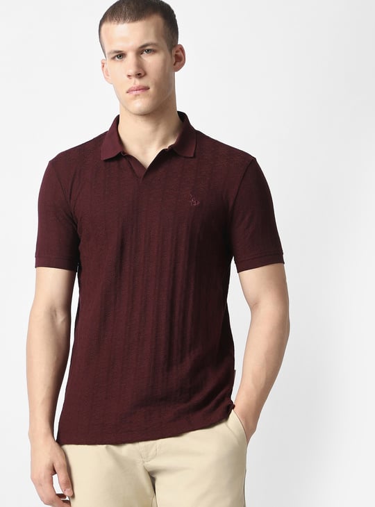 V DOT Textured Johnny Collar T-shirt | Maroon