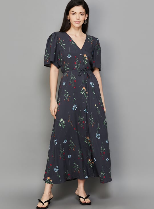 vero moda a line dress Buy VERO MODA Women Printed Multicolor A-Line Dress Online