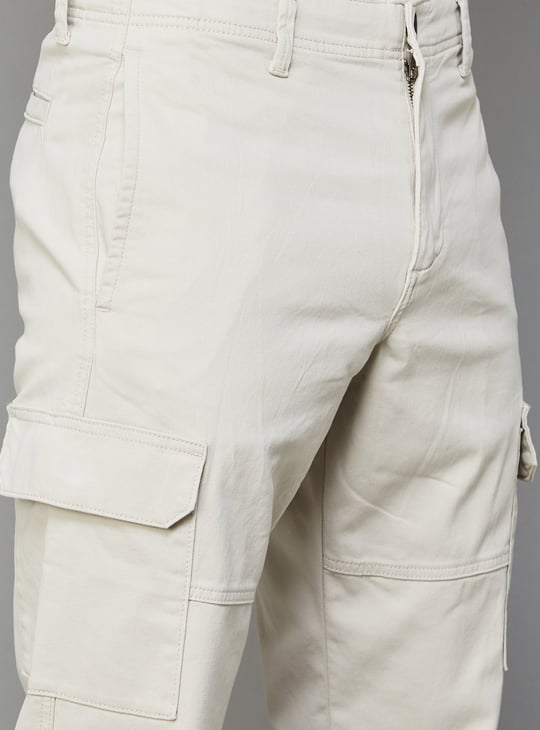 CELIO Men Solid Skinny Tapered Cargo Trousers