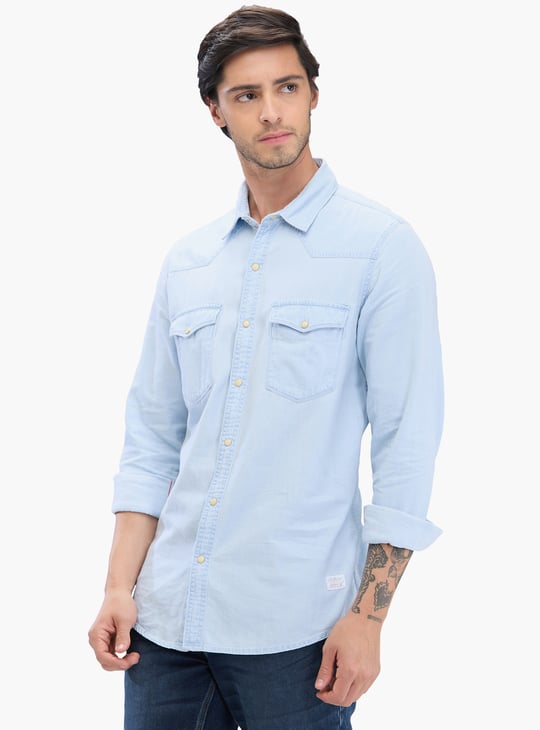 SPYKAR Solid Denim Slim Fit Shirt
