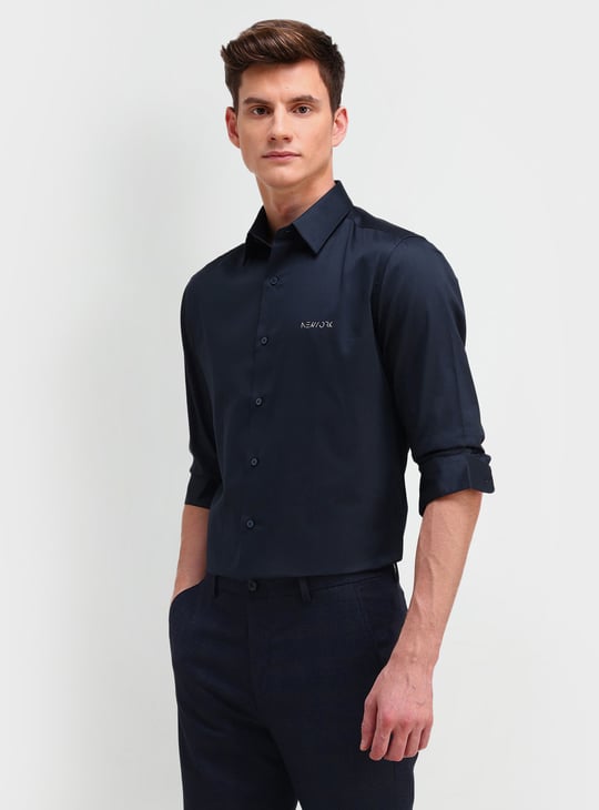 ARROW Solid Manhatten Slim Fit Formal Shirt ARROW Solid Manhatten Slim Fit Formal Shirt