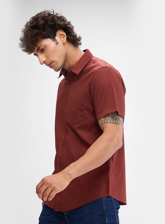 SPYKAR Textured Slim Fit Shirt