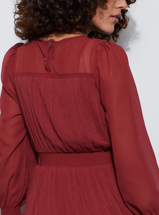 green emerald velvet dress Shop Red Fit And Flare Midi Dress - for Women | OUTZIDR