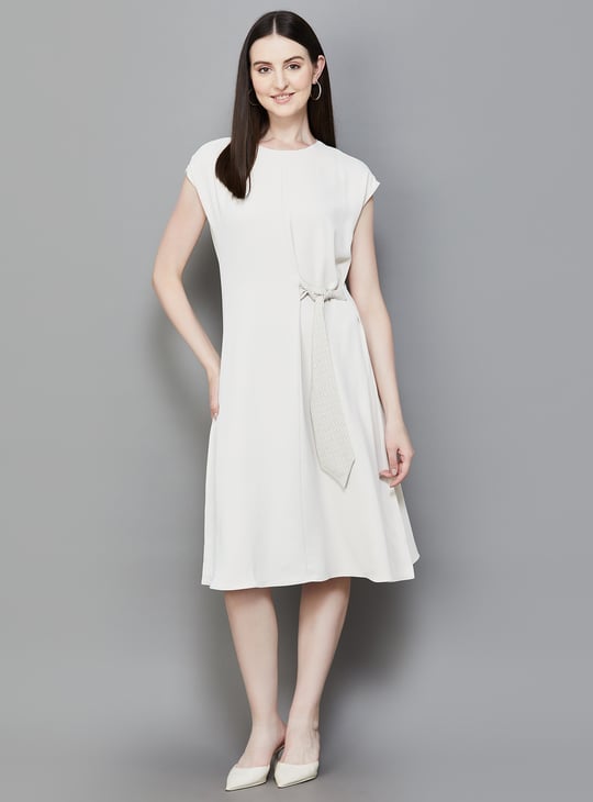 VAN HEUSEN Solid A-line Dress with Tie-Up Waist VAN HEUSEN Solid A-line Dress with Tie-Up Waist