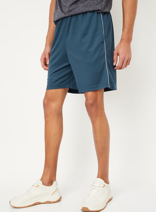 Men Striped Slim Fit Sports Shorts