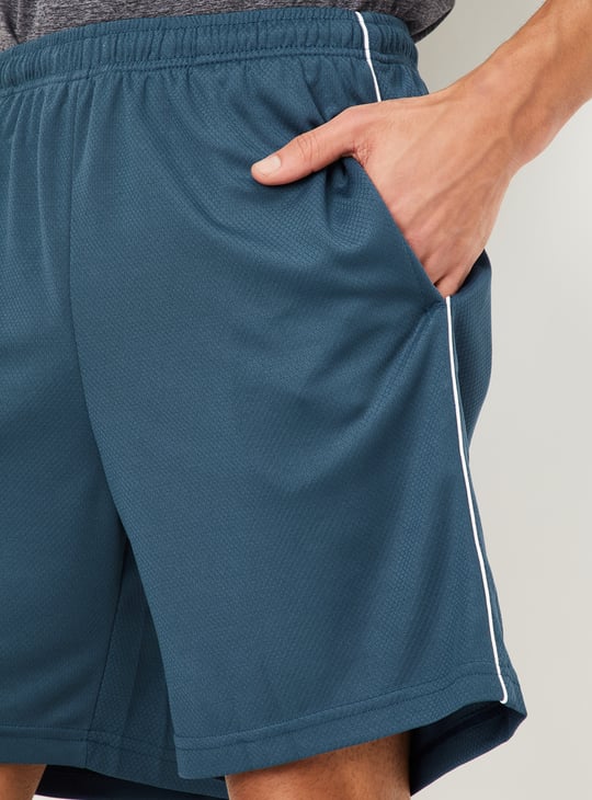 Men Striped Slim Fit Sports Shorts