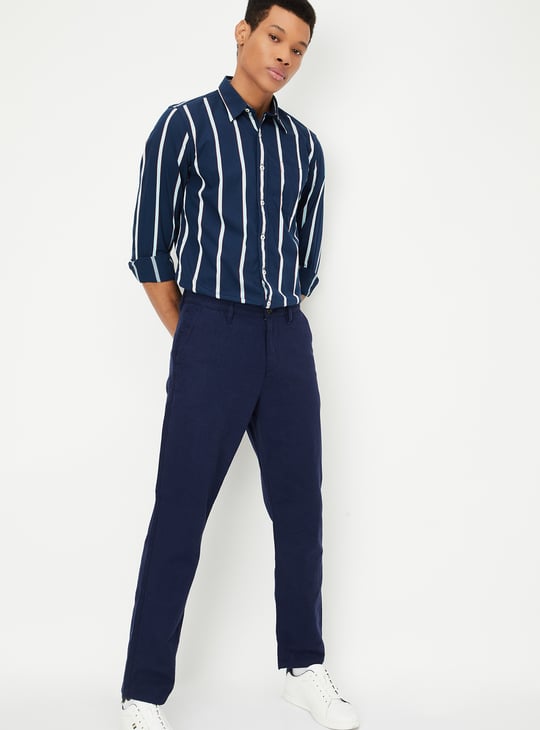 Men Regular Fit Striped Casual Shirt