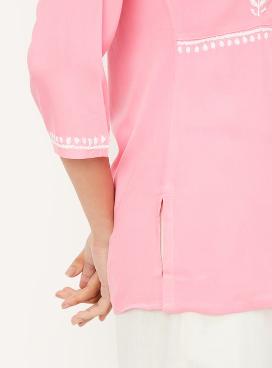 Women Chikankari Short Kurta