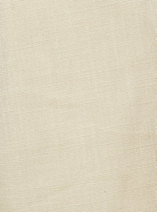 URB_N Men Slim Fit Solid Chinos