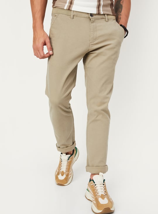 Men Slim Fit Solid Chinos