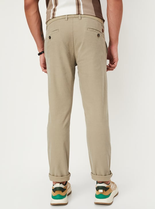 Men Slim Fit Solid Chinos
