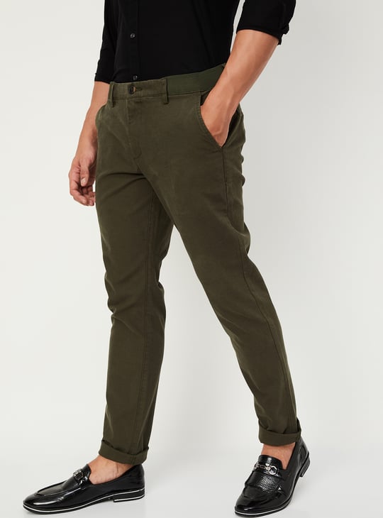 Men Slim Fit Solid Chinos