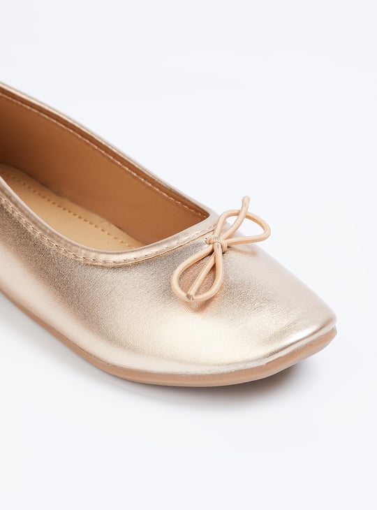 Girls Metallic Ballerinas with Bow Accent