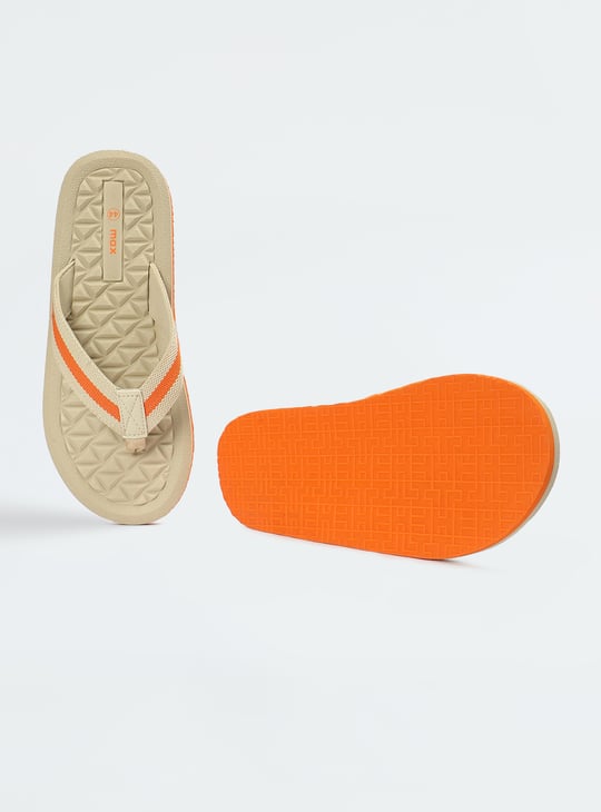 Men Embossed V-Strap Flip Flops