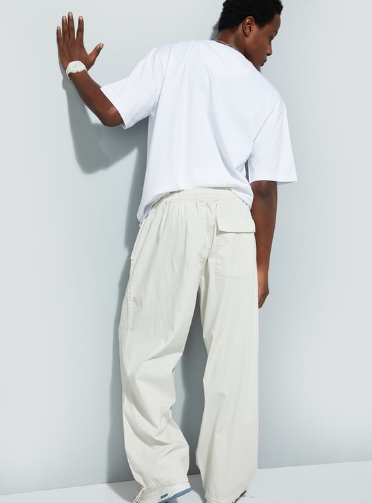 URB_N Men Solid Parachute Pants
