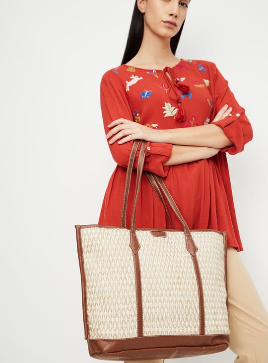 Women Textured Tote Bag