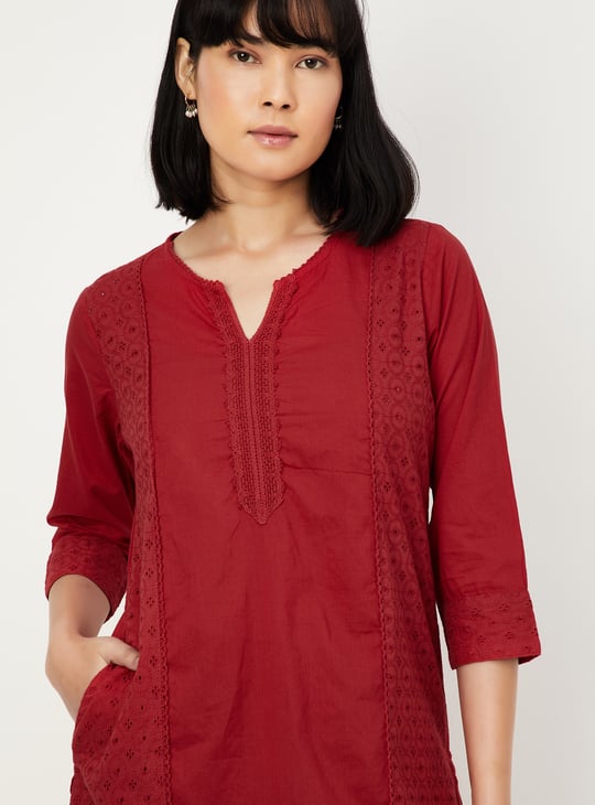 Women Schiffli Straight Kurta