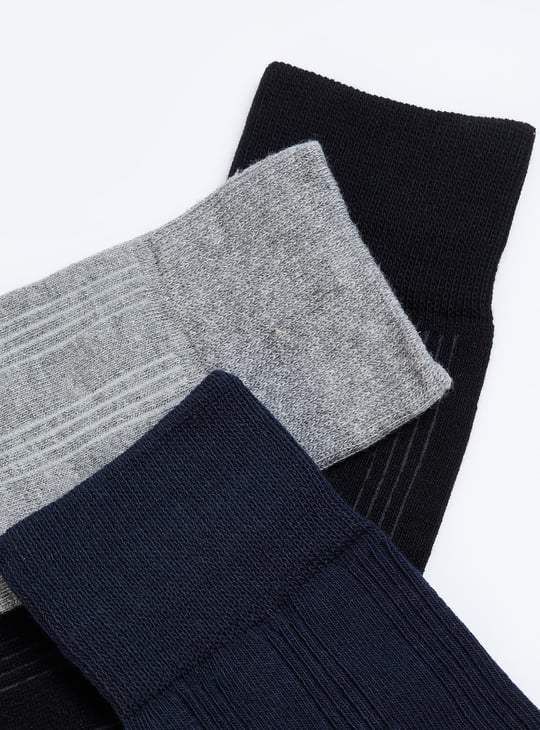 Men Striped Crew-Length Socks - Pack of 3