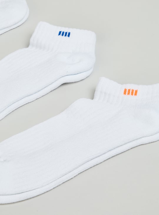 Men Solid Ankle Length Socks - Pack of 3