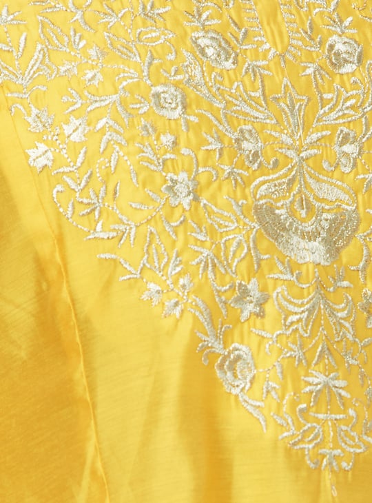 Women Embroidered Kalidar Kurta Set