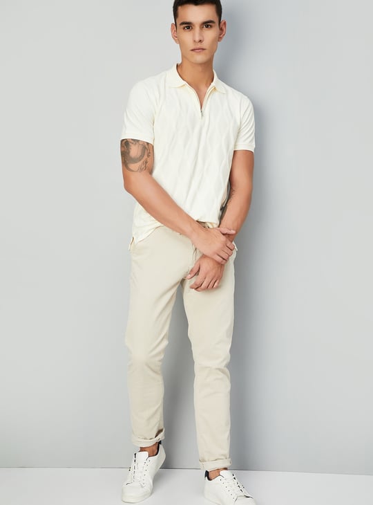Men Slim Fit Textured Zipper Polo T-shirt
