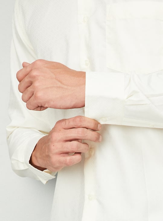 Men Regular Fit Woven Formal Shirt