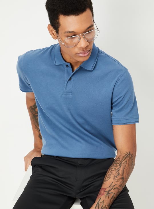 Men Solid Regular Fit Polo T-shirt