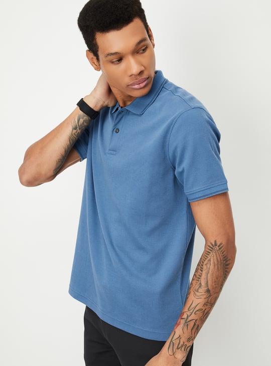 Men Solid Regular Fit Polo T-shirt