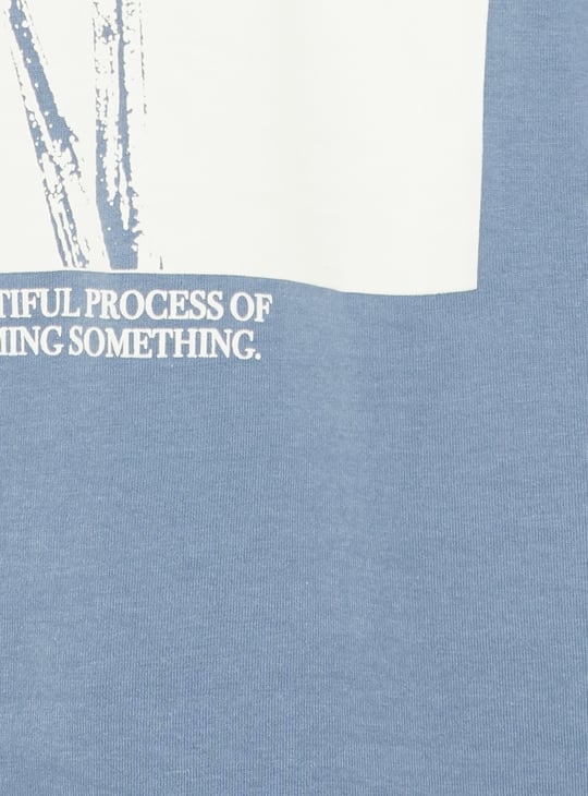 URB_N Men Graphic Chest Print T-shirt