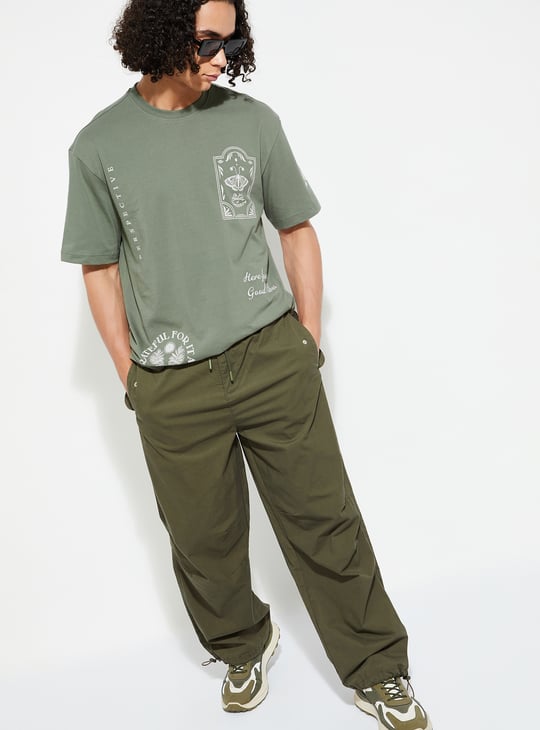 URB_N Men Graphic Printed Oversized T-shirt