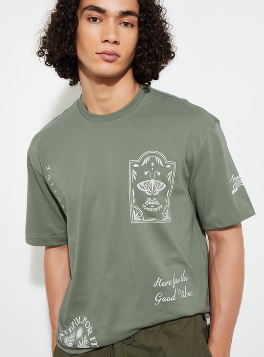 URB_N Men Graphic Printed Oversized T-shirt
