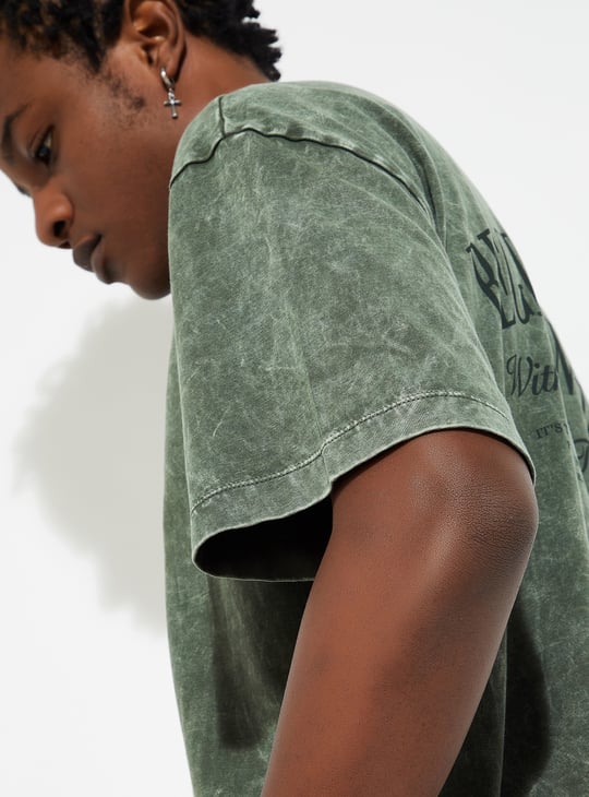 URB_N Men Oversized Acid Wash Back Printed T-shirt