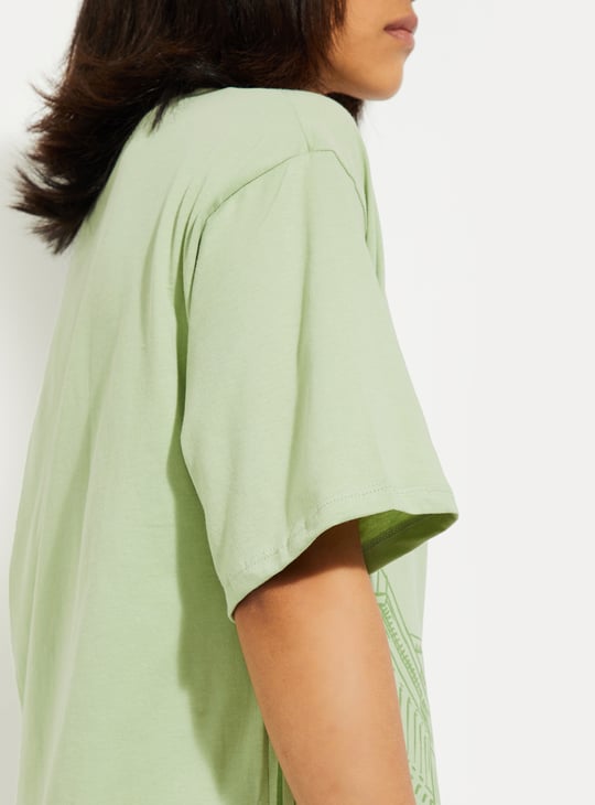 URB_N Women Oversized Graphic Printed T-shirt