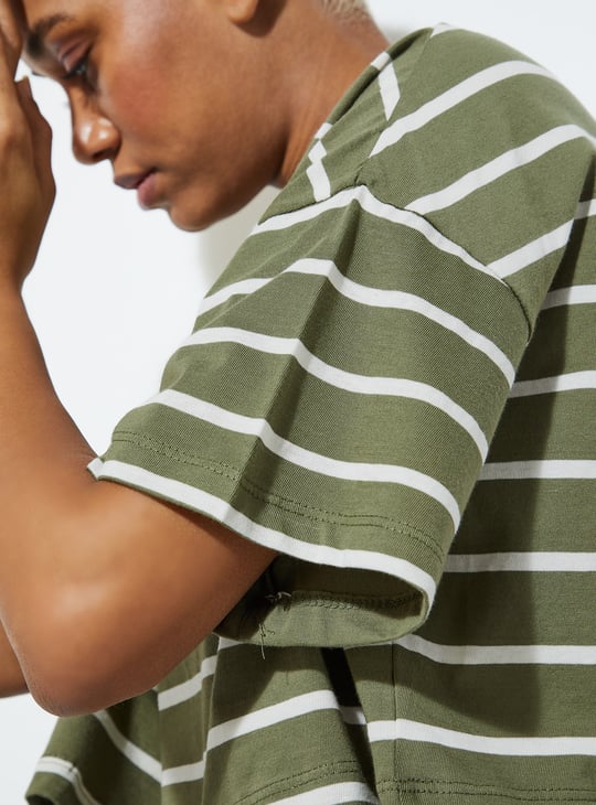 URB_N Women Boxy Fit Striped T-shirt