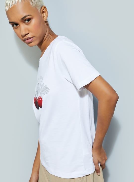 URB_N Women Graphic Printed T-shirt