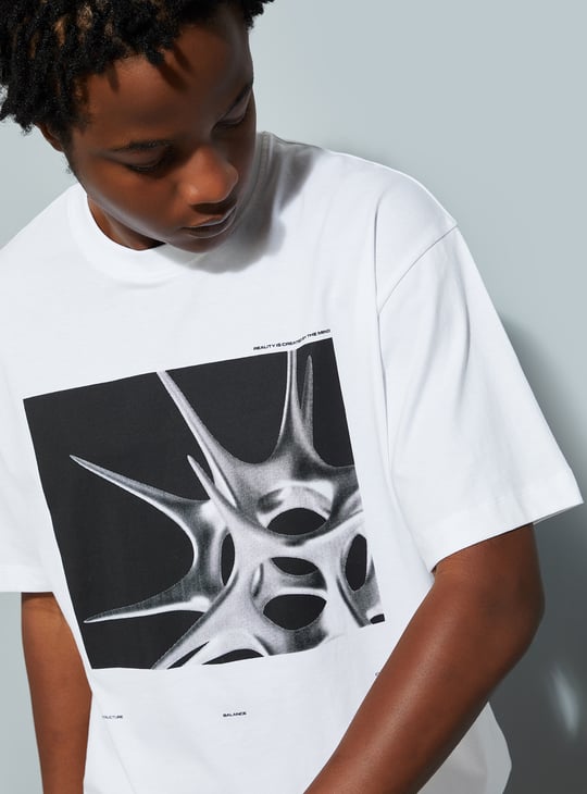URB_N Men Oversized Graphic Printed T-shirt