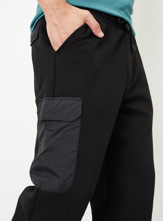 Men Solid Athleisure Cargo Joggers