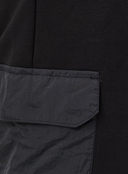 Men Solid Athleisure Cargo Joggers