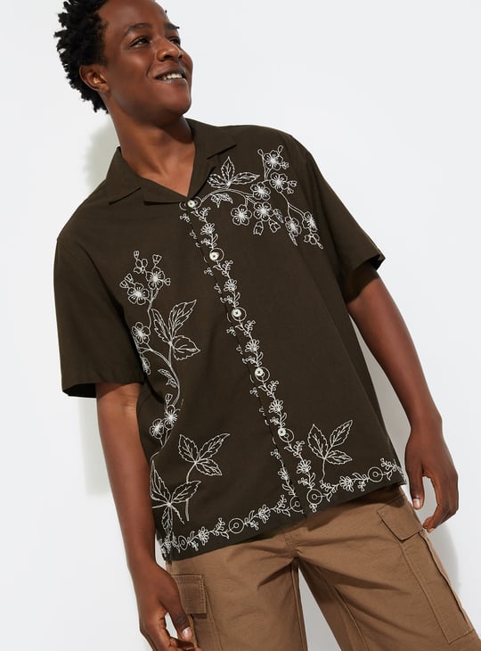 URB_N Men Embroidered Oversized Resort Shirt