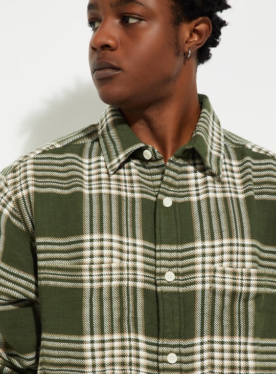 URB_N Men Relaxed Fit Checked Shacket