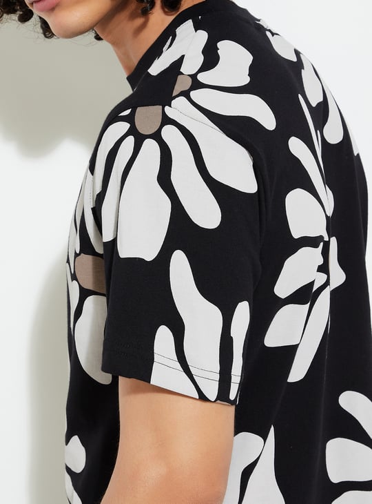 URB_N Men Floral Printed T-shirt