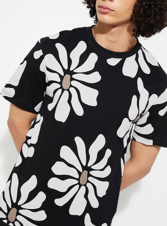 URB_N Men Floral Printed T-shirt