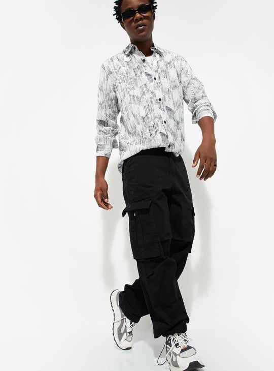 URB_N Men Relaxed Fit Parachute Cargo Pants