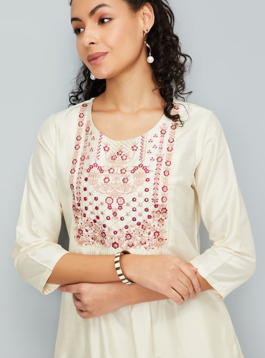 Women Embroidered Yoke Straight Kurta | Embroidered