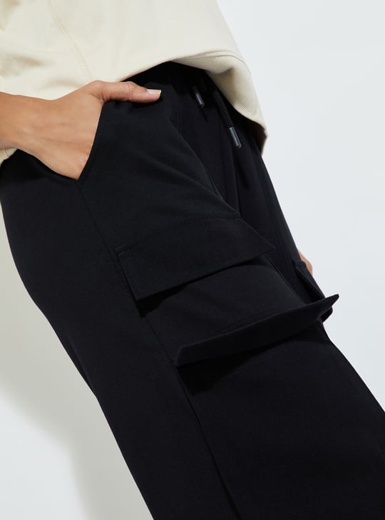 URB_N Women Relaxed Fit Cargo Track Pants