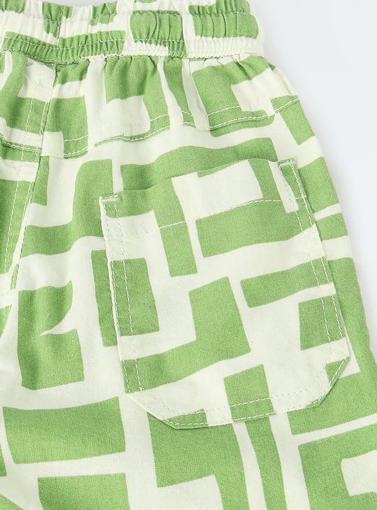 Boys Geometric Print Shorts